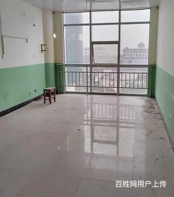 洛阳市老城区青年宫大楼四楼空房招租,价格优惠,可做教育培训. - 图片 4