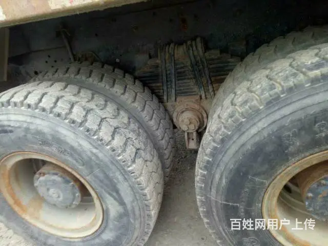 出售14年二手欧曼牵引车  5米6大箱 车况很漂亮 - 图片 6