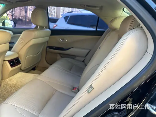 丰田 皇冠 2012款 2.5 手自一体 Royal 导航版 - 图片 7
