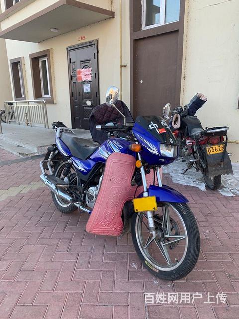 铃木锐爽125摩托车6档机的图片