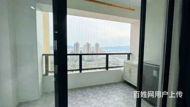 地铁口精装房 - 图片 1