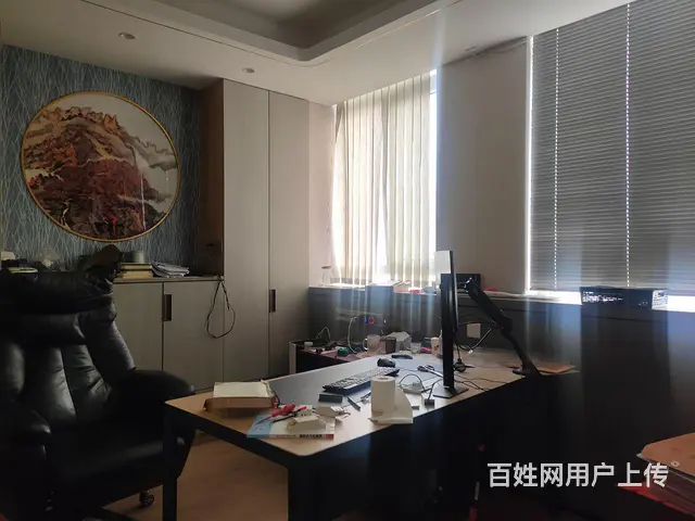 经区汽车站九龙城写字楼出租 - 图片 4