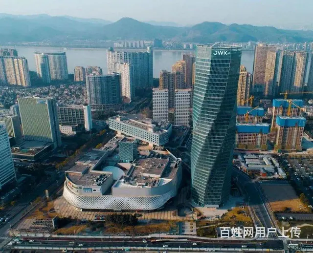 宝龙城  滨江天花板 精装带家具 地铁口好招人 - 图片 2