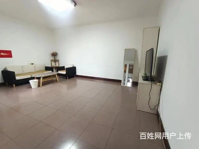 金鸡亭  中间楼 标准2房 全家具家电 租3600月 - 图片 1