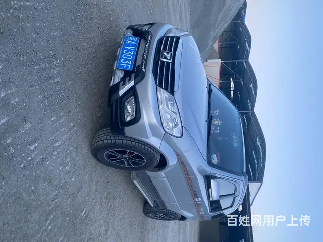 众泰T200 2014款 1.5 无级 两驱精英型 - 图片 3