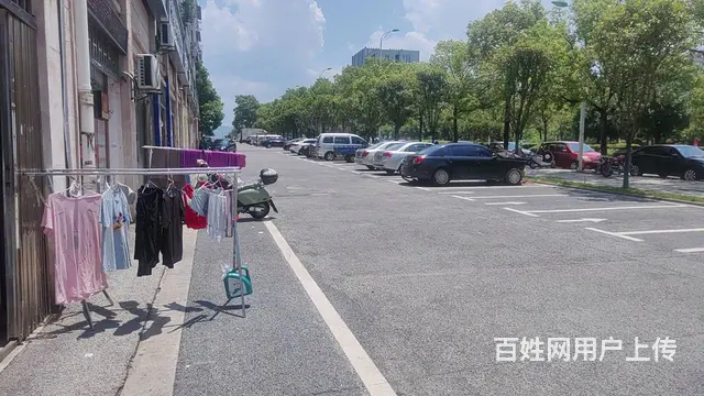 临街门面，位置优越，人流量大，生意好做 - 图片 2