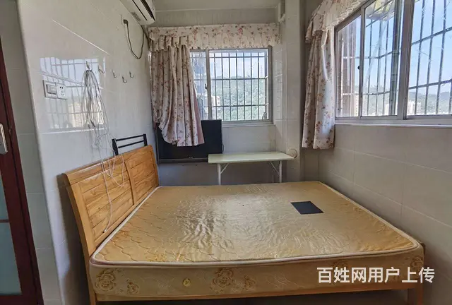 拱北关口龙城大厦电梯精装公寓出租，租价1300，近关口 - 图片 3