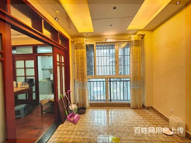 金帝豪庭 九成新精装修带入户花园 正常首付 出行方便 - 图片 1