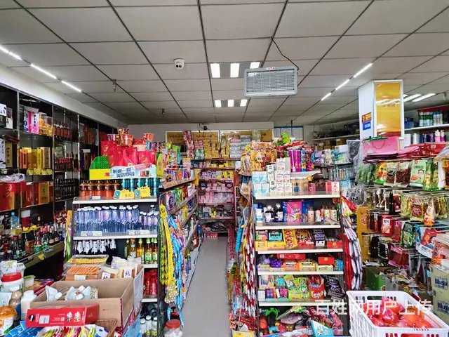B个人一天山名苑小区大门口便利店转让 - 图片 2