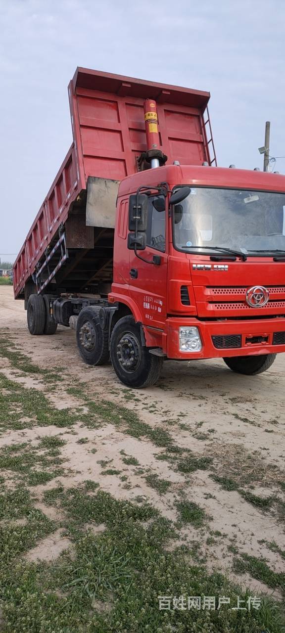 东营19年三环昊龙7.2米自卸车 急售