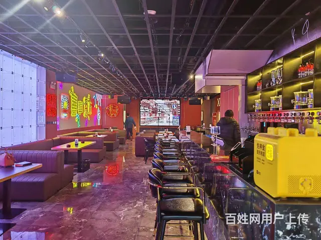 繁华商圈餐饮店铺转让 - 图片
