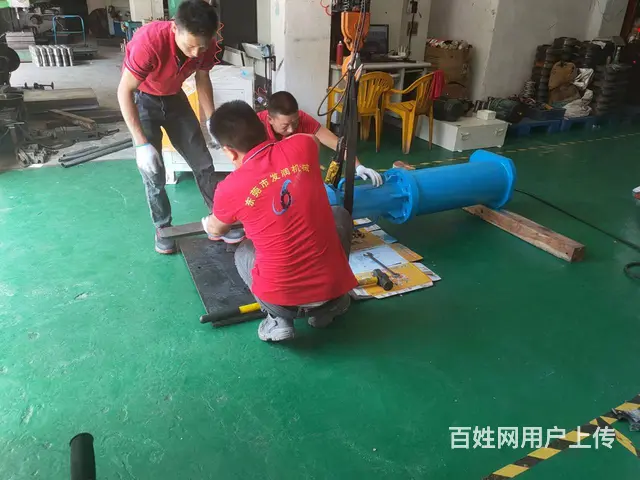 矿山劈裂机柱塞式劈裂棒工作原理 - 图片