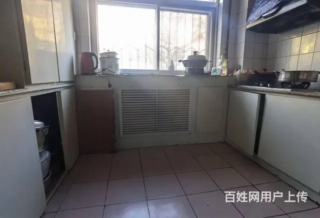 西街小区三楼132平三室两厅一卫简单装修带地下室 - 图片 6