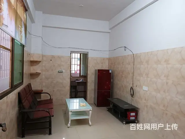 同安城南阳翟社区汉庭酒店后面一房一厅出租 - 图片 1