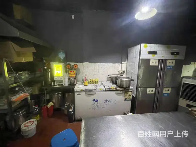 XSY 金融城写字楼环绕，盈利万单外卖店转带品牌转让 - 图片 8