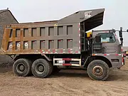 忻州低价出售19年矿霸宽体5.8米豪沃自卸车