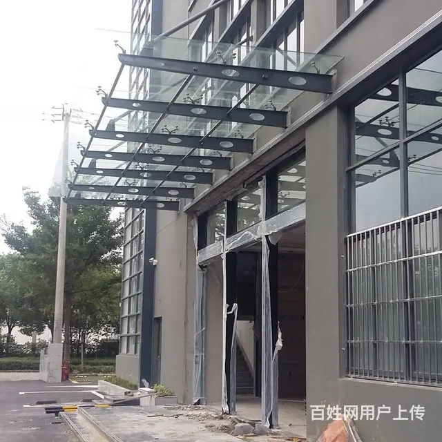 钢结构门头玻璃雨棚 地下车库出入口钢化玻璃雨棚安装 - 图片 1