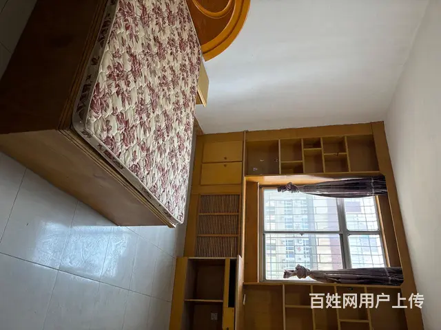 二中家属楼出租 - 图片 1