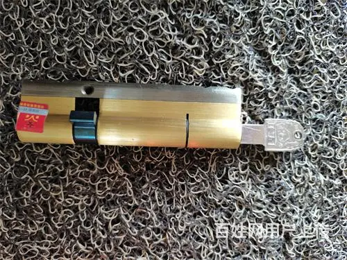 济南宋园新区附近换锁芯，卷帘门开锁换锁 - 图片 4