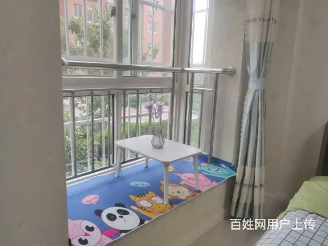 矮楼层三室一厅一卫 - 图片 1
