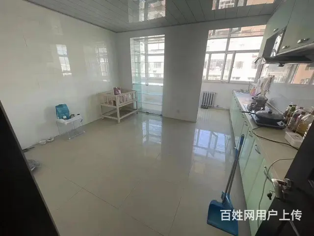 出售老街基振兴花园，6楼非顶，135平 - 图片 5