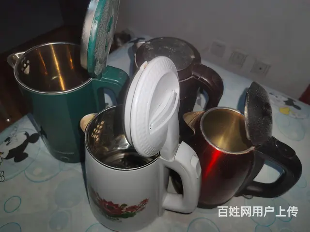出售:4个电热水壶（坏的） - 图片 2