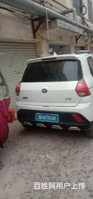 急转精品电动轿车 - 图片 1
