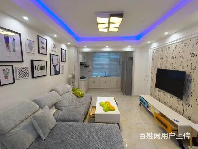 出租西梁英伦印象一楼70平，带小院15平，阴阳格局，带全部家 - 图片 1