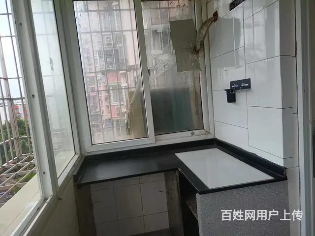 地铁房泰和大厦1房1厅1卫1阳2000包物业宽带 - 图片 3
