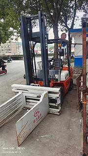 叉车市场二手九成新柴油液压叉车