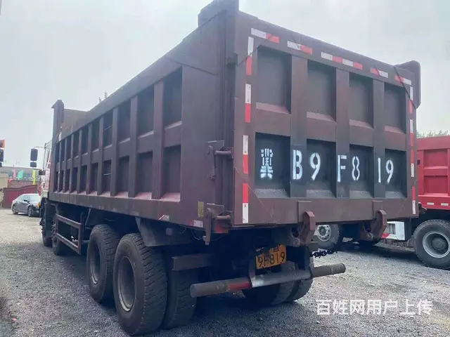 18年红岩杰狮，个人户，8.2米大箱，价格便宜。 - 图片 6