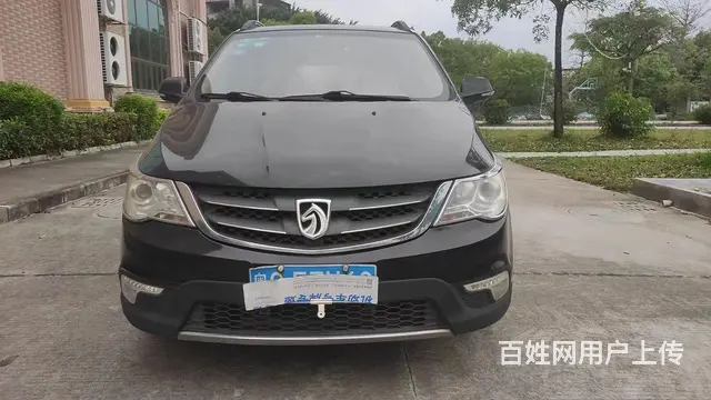 宝骏730 2015款 1.8 手动 舒适ESP版7座 - 图片 1