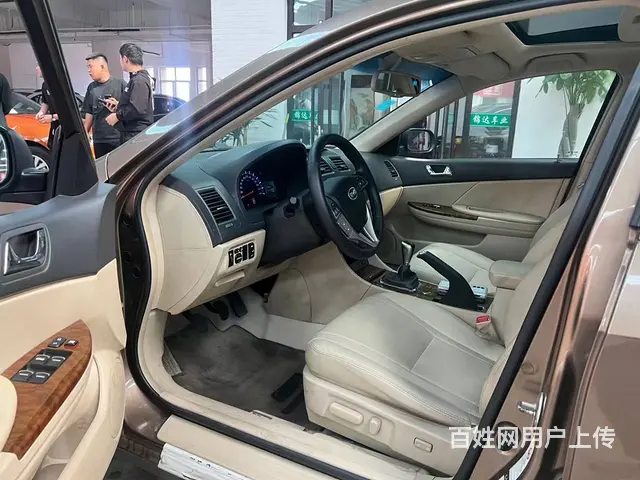 比亚迪G6 2011款 2.0 手动 豪华型 - 图片 4