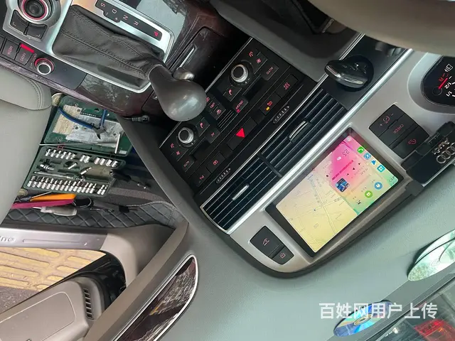 奥迪A6L安装CARPLAY 倒车影像 - 图片 1