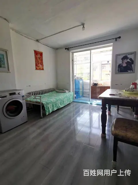 鹤岗三楼养老房3万6 - 图片 1
