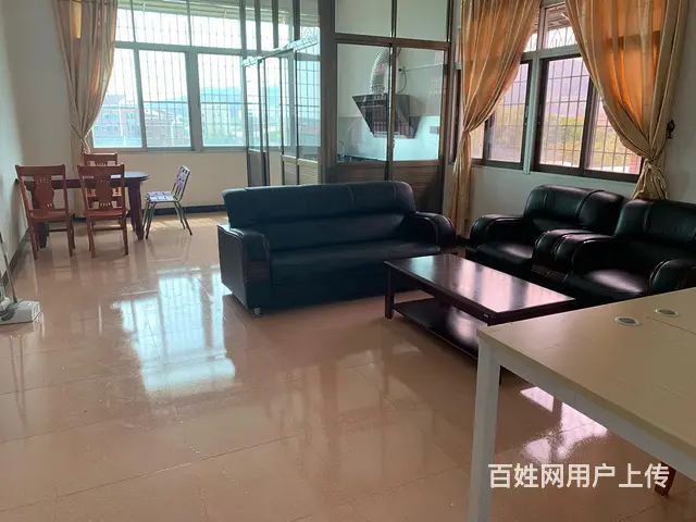 海沧天竺山地铁口，房间明亮住着舒适 - 图片 1