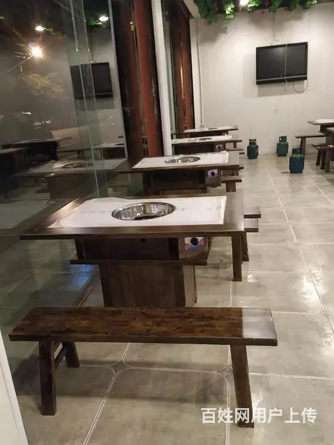 串串香火锅桌椅，刷烤一体火锅桌椅，实木火锅桌椅厂家 - 图片 5