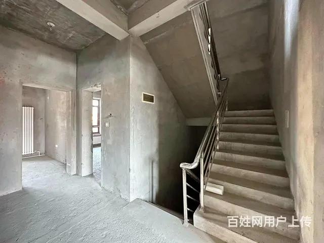 多套～临江别墅盛和天下 580平 中心位 前后花园 有钥匙 - 图片 8