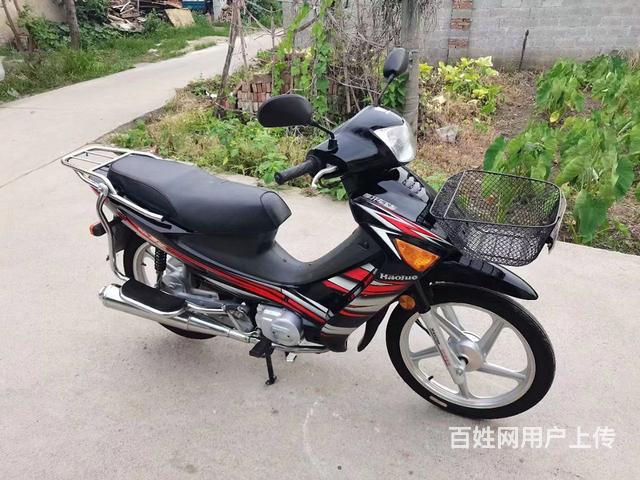 出售二手摩托的图片