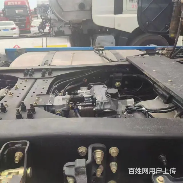 二手牵引车东风天龙旗舰21年4月 国五  自动挡 - 图片 4