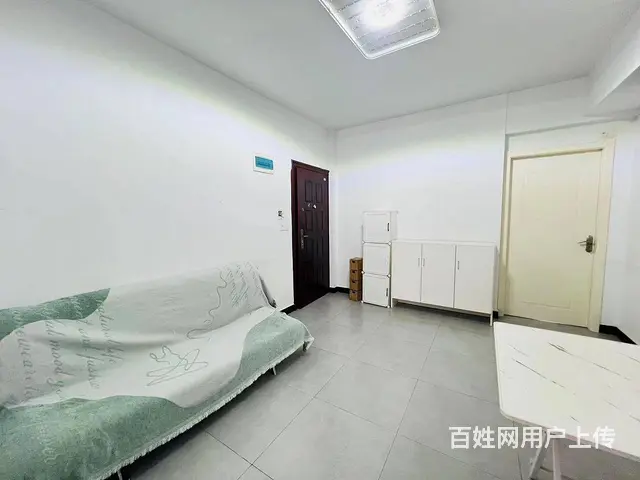 出门即地铁口 小吃一条街 近岳家嘴 直达 楚河汉街 - 图片 2