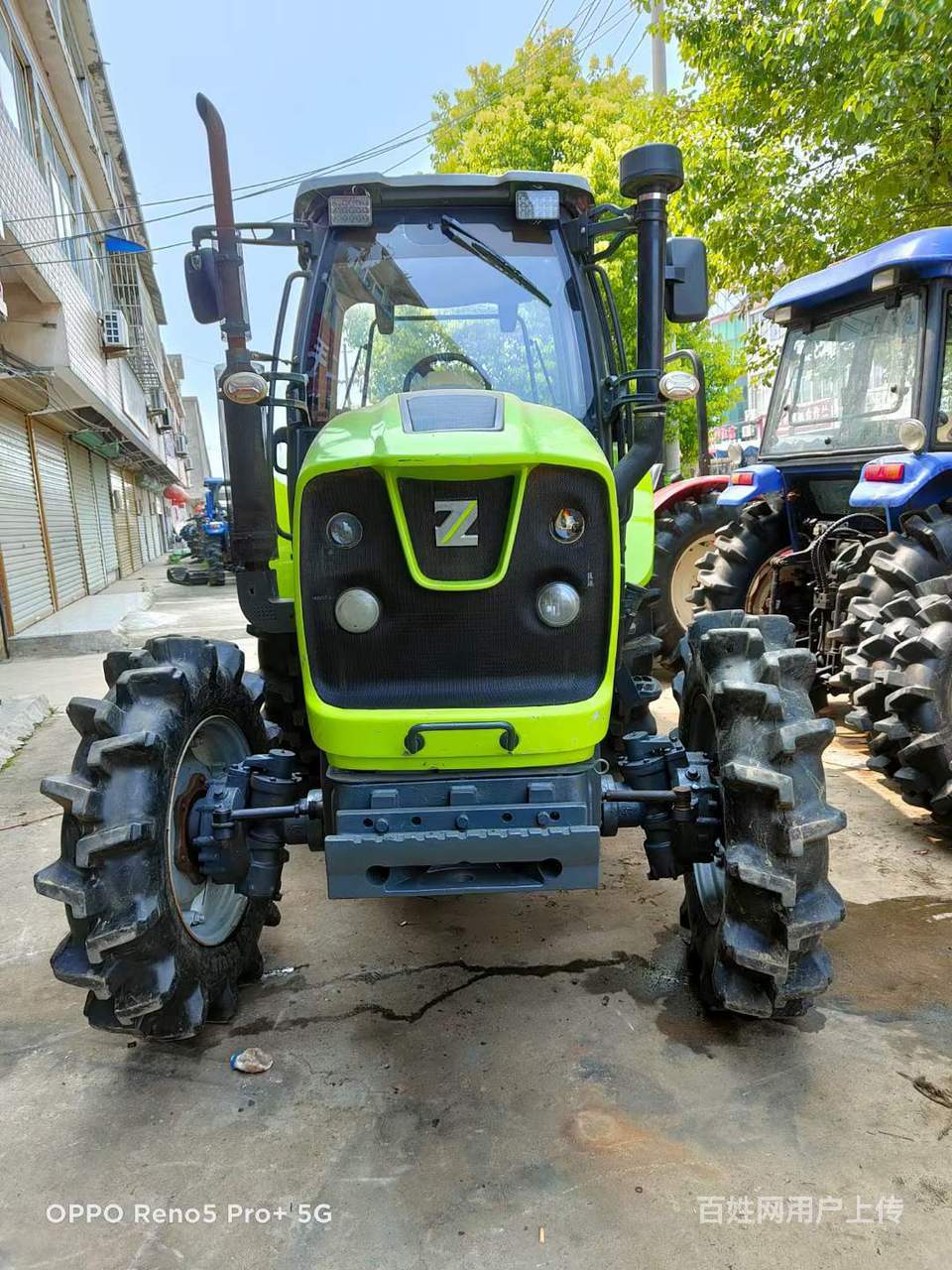 中联重科1004拖拉机,原厂驾驶室