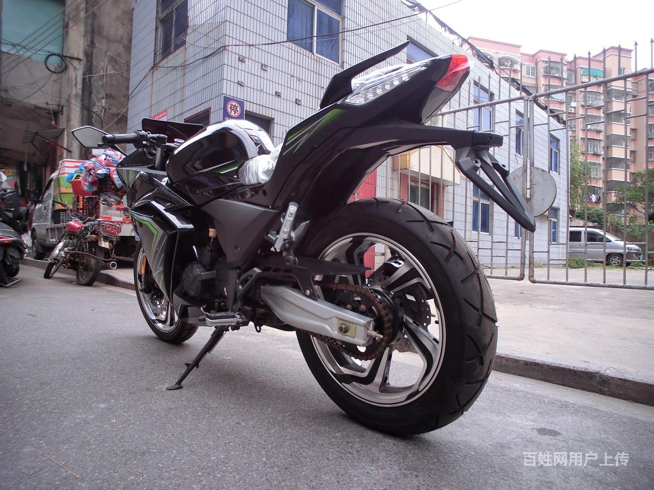 出售新到货最新款2019年征服者黑色,带合格证,可