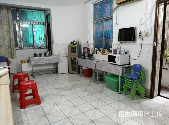 （51旺铺推荐）广场路西门外150平四房一厅托管中心转让 - 图片 1