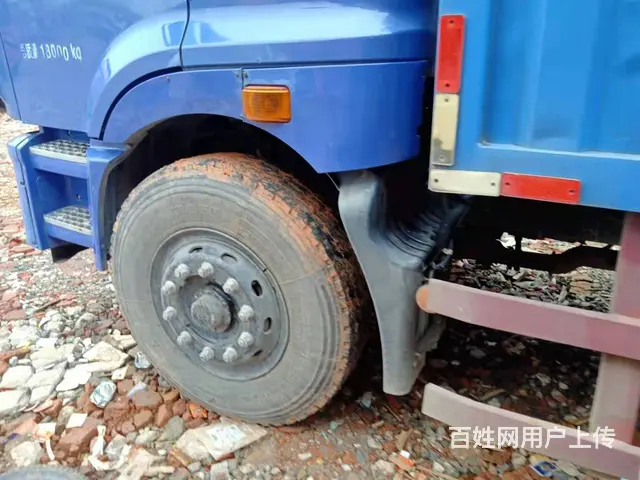 国五，华菱大单桥厢式货车9米6货车220马力 - 图片 8