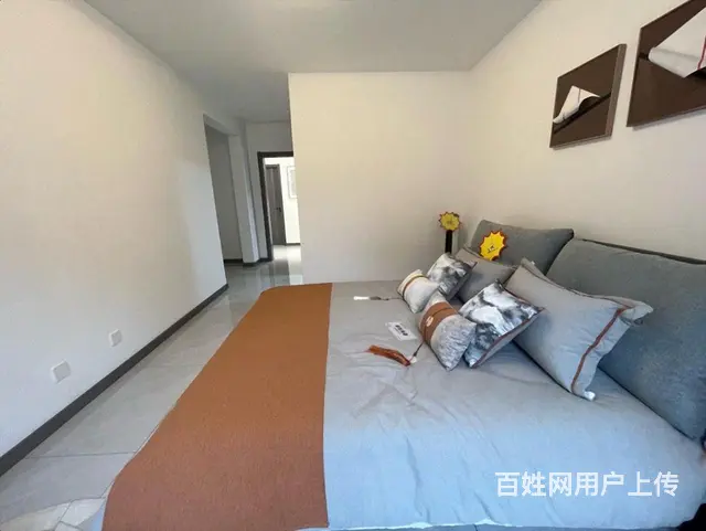 香山名郡 大产权 4室2厅2卫精装修交付  可贷款 - 图片 9