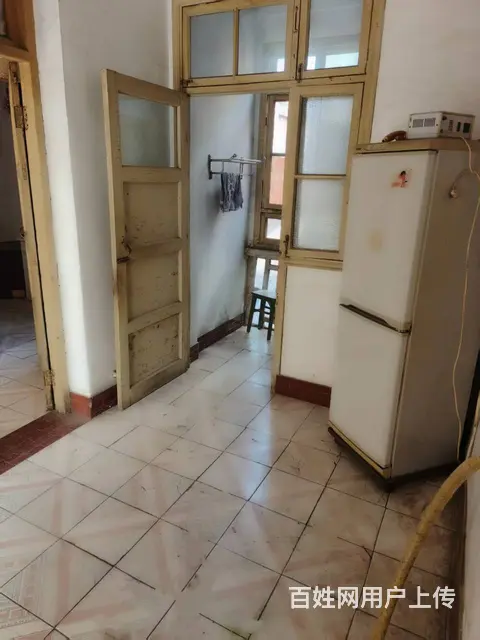 华泰中学前面胜利二路 普通住宅 简单装修 - 图片 2