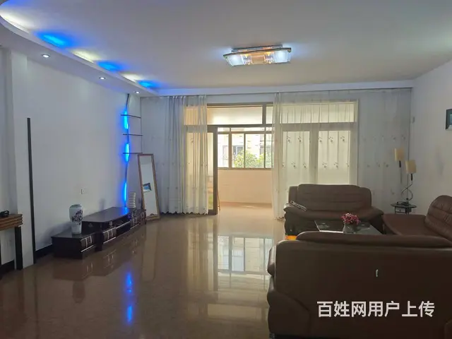 上高新城区单位房清爽大三房带车库和地下室院内好停车免物业费 - 图片 1