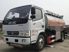 国五新户5吨加油车低价出售