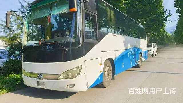 北方配置国四双罐45座天然气宇通6110旅游车 - 图片 1